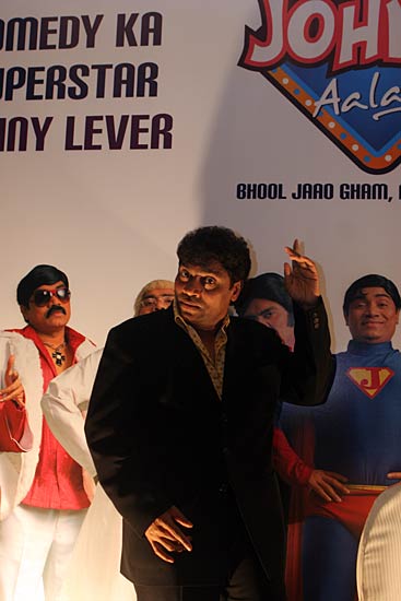 सितारों की शोख अदाएं । बॉलीवुड की अनदेखी तस्‍वीरें