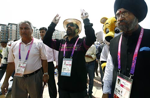 कॉमनवेल्थ गेम्स का खेलगांव बनकर तैयार | विस्तृत कवरेज