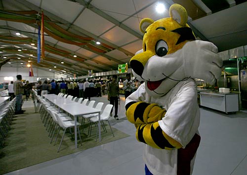 कॉमनवेल्थ गेम्स का खेलगांव बनकर तैयार | विस्तृत कवरेज