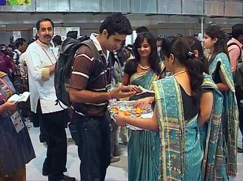 कॉमनवेल्थ गेम्स का खेलगांव बनकर तैयार | विस्तृत कवरेज