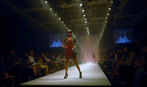 लैक्मे फैशन वीक का पहला दिन