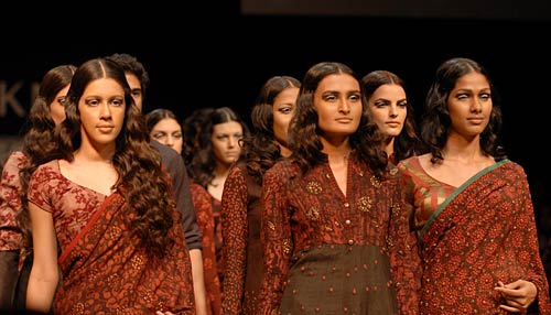 लैक्मे फैशन वीक का पहला दिन