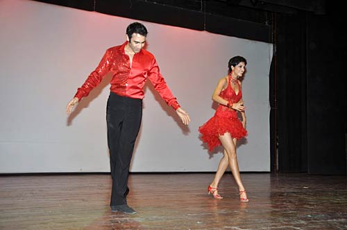 अक्षय-ऐश जुटे 'एक्‍शन रिप्‍ले' के प्रमोशन में | हिट जोड़ी