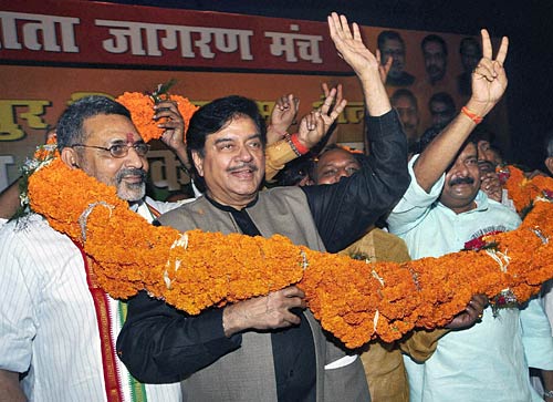 बीते सप्‍ताह की याद दिलाएं ये तस्‍वीरें | ग्लैमर का तड़का