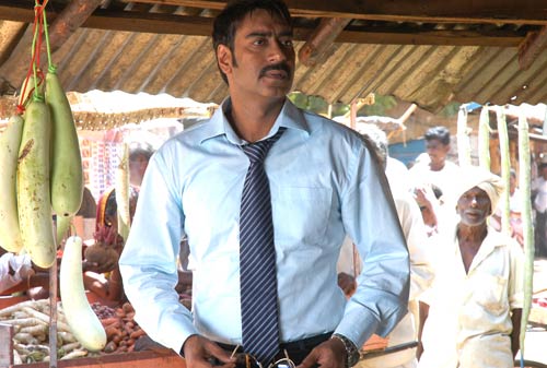 ऑनर किलिंग पर बनी फिल्‍म 'आक्रोश' । फिल्‍म 'आक्रोश' की पहली झलक