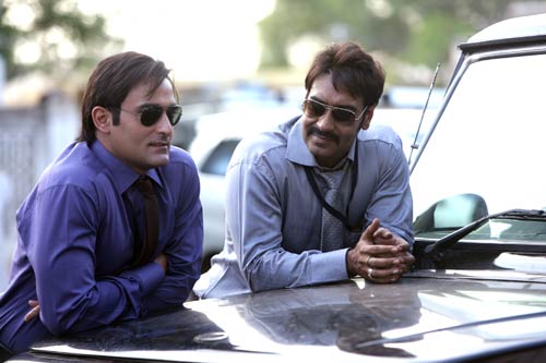 ऑनर किलिंग पर बनी फिल्‍म 'आक्रोश' । फिल्‍म 'आक्रोश' की पहली झलक