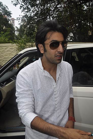 कपूर खानदान का गणेशोत्‍सव | ऐश-ऋतिक की 'गुजारिश'