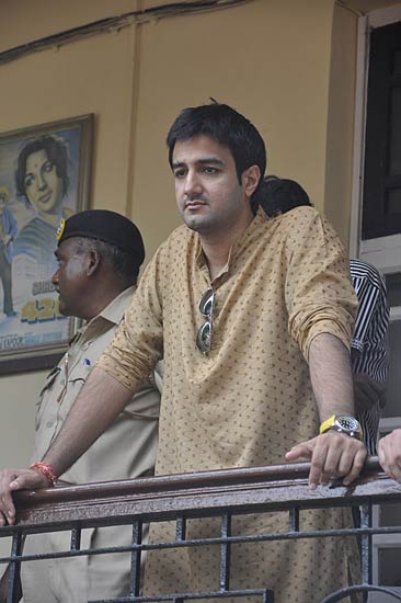 कपूर खानदान का गणेशोत्‍सव | ऐश-ऋतिक की 'गुजारिश'