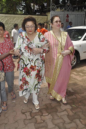 कपूर खानदान का गणेशोत्‍सव | ऐश-ऋतिक की 'गुजारिश'