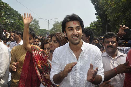 कपूर खानदान का गणेशोत्‍सव | ऐश-ऋतिक की 'गुजारिश'