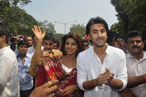 कपूर खानदान का गणेशोत्‍सव | ऐश-ऋतिक की 'गुजारिश'