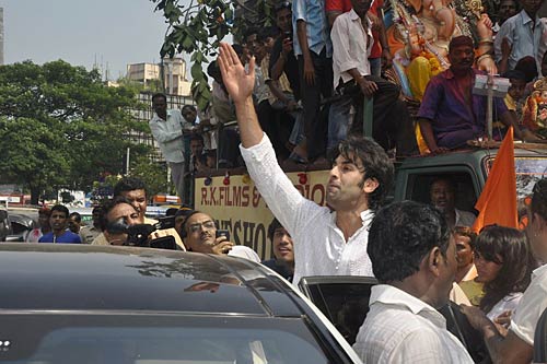 कपूर खानदान का गणेशोत्‍सव | ऐश-ऋतिक की 'गुजारिश'