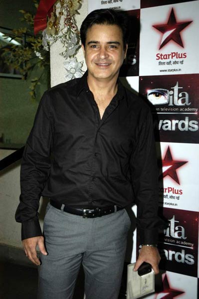 'आईटीए अवॉर्ड्स 2010' में सितारों का जलवा | फैशन शो में सितारे