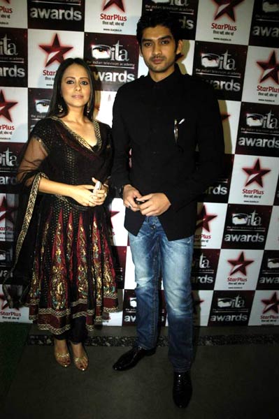 'आईटीए अवॉर्ड्स 2010' में सितारों का जलवा | फैशन शो में सितारे