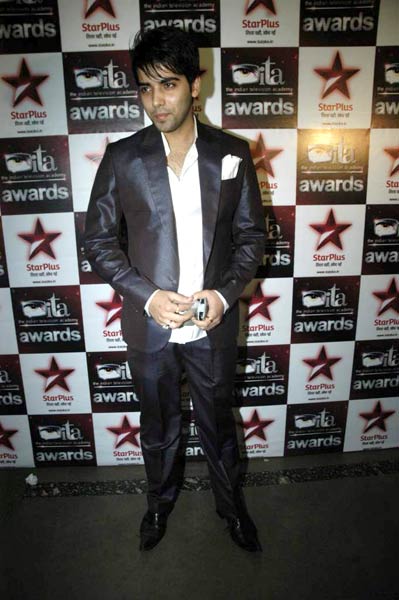 'आईटीए अवॉर्ड्स 2010' में सितारों का जलवा | फैशन शो में सितारे