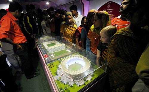 जयपुर पहुंची कॉमनवेल्थ एक्सप्रेस...