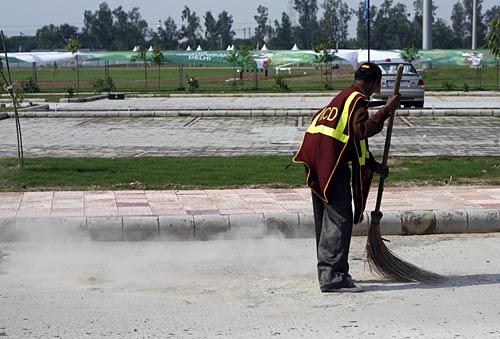 जयपुर पहुंची कॉमनवेल्थ एक्सप्रेस...