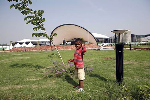 जयपुर पहुंची कॉमनवेल्थ एक्सप्रेस...