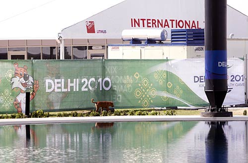 जयपुर पहुंची कॉमनवेल्थ एक्सप्रेस...