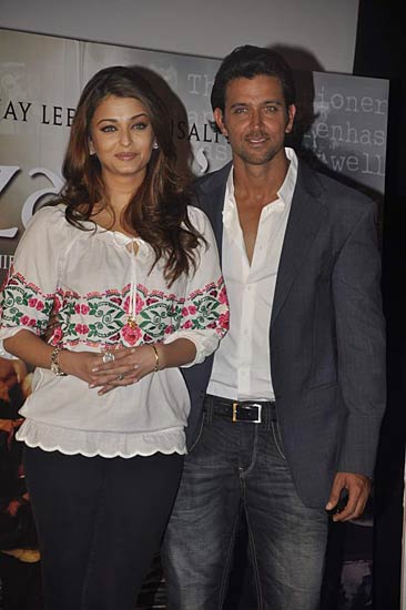 फिल्‍म 'गुजारिश' के प्रमोशन में जुटे ऐश-ऋतिक। अनदेखी तस्‍वीरें