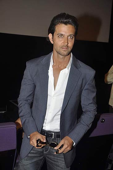 फिल्‍म 'गुजारिश' के प्रमोशन में जुटे ऐश-ऋतिक। अनदेखी तस्‍वीरें