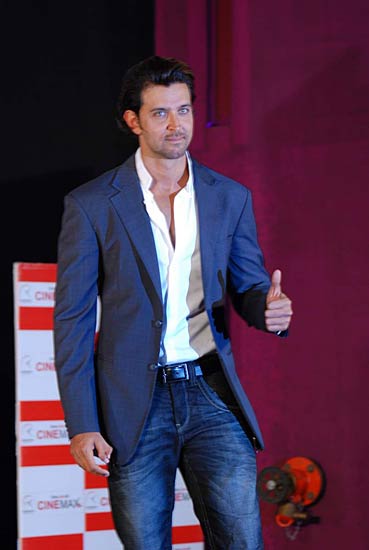 फिल्‍म 'गुजारिश' के प्रमोशन में जुटे ऐश-ऋतिक। अनदेखी तस्‍वीरें