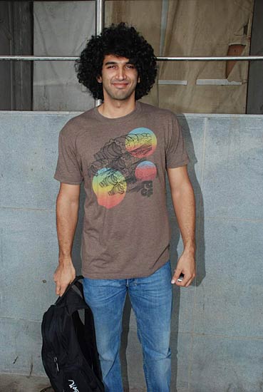 फिल्‍म 'गुजारिश' के प्रमोशन में जुटे ऐश-ऋतिक। अनदेखी तस्‍वीरें