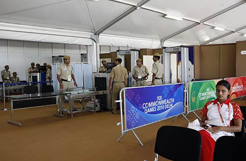 खेलगांव में शुरू हुआ खिलाडि़यों का आना