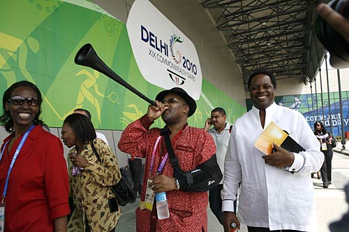 खेलगांव में शुरू हुआ खिलाडि़यों का आना