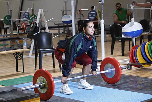 खेलगांव में शुरू हुआ खिलाडि़यों का आना