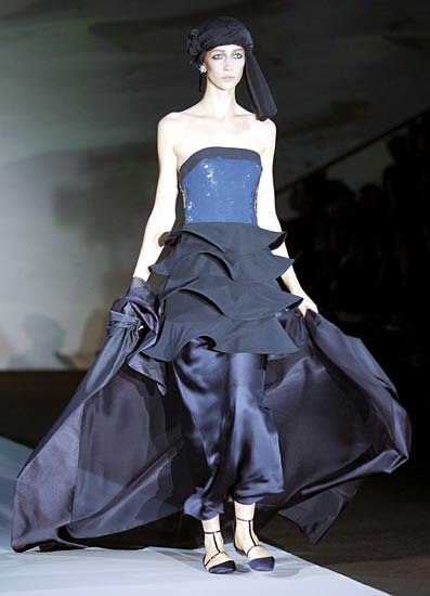 'मिलान फैशन वीक' के दौरान मॉडल्‍स के जलवे