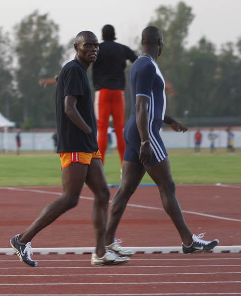 राष्‍ट्रमंडल खेलों में भाग लेने दिल्‍ली पहुंचे खिलाड़ी