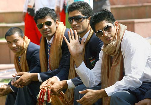 कॉमनवेल्‍थ खेलों के लिए सजी दिल्‍ली | कॉमनवेल्‍थ एक्‍सप्रेस 