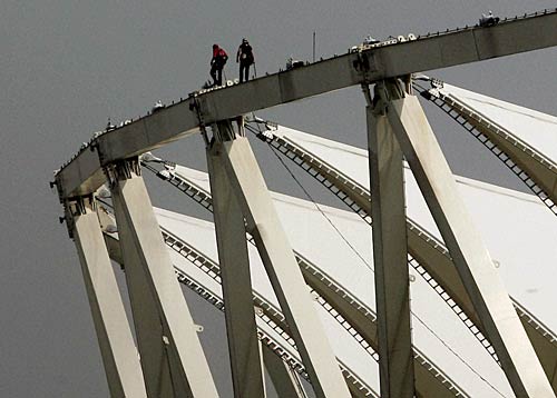 कॉमनवेल्‍थ खेलों के लिए सजी दिल्‍ली | कॉमनवेल्‍थ एक्‍सप्रेस 