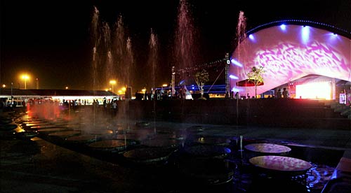 कॉमनवेल्‍थ खेलों के लिए सजी दिल्‍ली | कॉमनवेल्‍थ एक्‍सप्रेस 