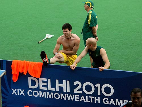 कॉमनवेल्‍थ खेलों के लिए सजी दिल्‍ली | कॉमनवेल्‍थ एक्‍सप्रेस 