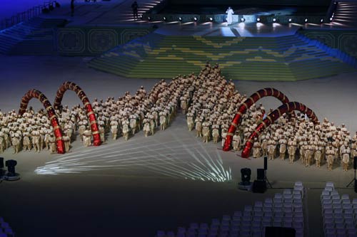 भव्‍य उद्घाटन की रंगारंग तस्‍वीरें  | चला सोनिया चानू का जादू