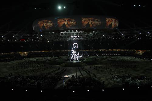 भव्‍य उद्घाटन की रंगारंग तस्‍वीरें  | चला सोनिया चानू का जादू