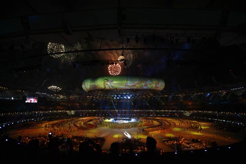 भव्‍य उद्घाटन की रंगारंग तस्‍वीरें  | चला सोनिया चानू का जादू