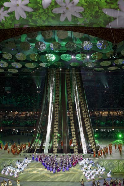 भव्‍य उद्घाटन की रंगारंग तस्‍वीरें  | चला सोनिया चानू का जादू