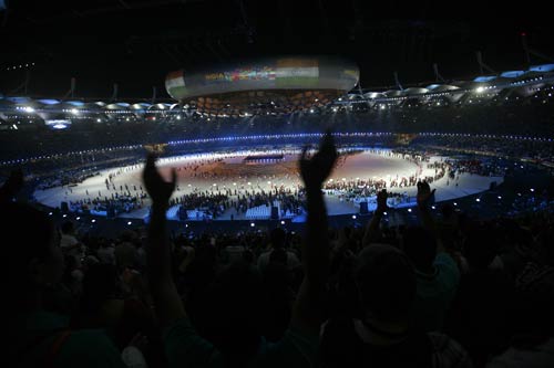 भव्‍य उद्घाटन की रंगारंग तस्‍वीरें  | चला सोनिया चानू का जादू