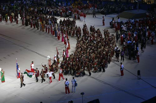 भव्‍य उद्घाटन की रंगारंग तस्‍वीरें  | चला सोनिया चानू का जादू