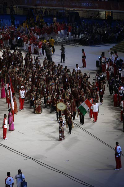 भव्‍य उद्घाटन की रंगारंग तस्‍वीरें  | चला सोनिया चानू का जादू