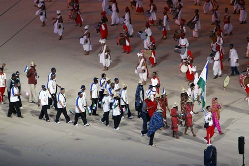 भव्‍य उद्घाटन की रंगारंग तस्‍वीरें  | चला सोनिया चानू का जादू