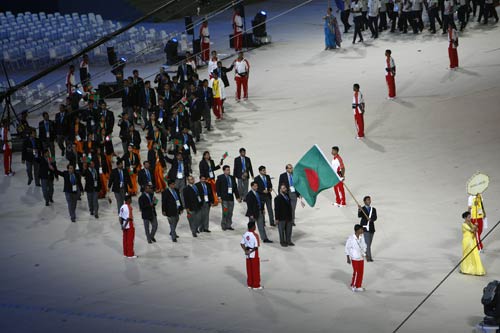 भव्‍य उद्घाटन की रंगारंग तस्‍वीरें  | चला सोनिया चानू का जादू