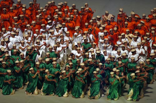 भव्‍य उद्घाटन की रंगारंग तस्‍वीरें  | चला सोनिया चानू का जादू