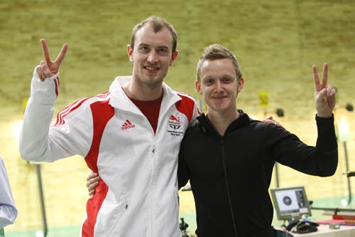 बिंद्रा-नारंग ने साधा गोल्‍ड पर निशाना