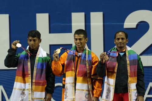 वेटलिफ्टिंग में भारत को मिले 4 पदक