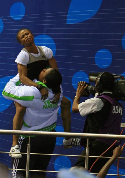 वेटलिफ्टिंग में भारत को मिले 4 पदक