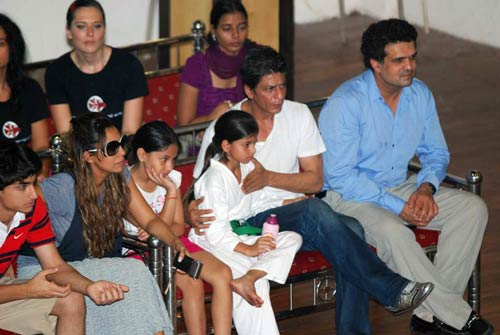 किसी से कम नहीं हैं किंग खान के बच्‍चे भी